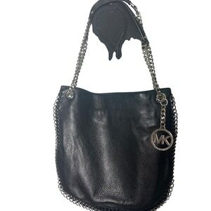 Michael Kors Chelsea Black Pebbled Leather Handbag Silver chain link trim/strap